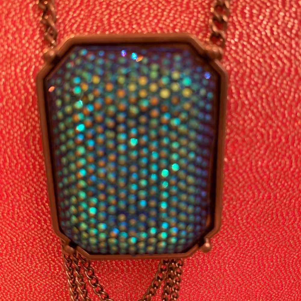 Buckle necklace - Picture 2 of 3